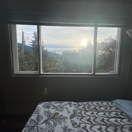 Guesthouse In West Vancouver Dış mekan fotoğraf