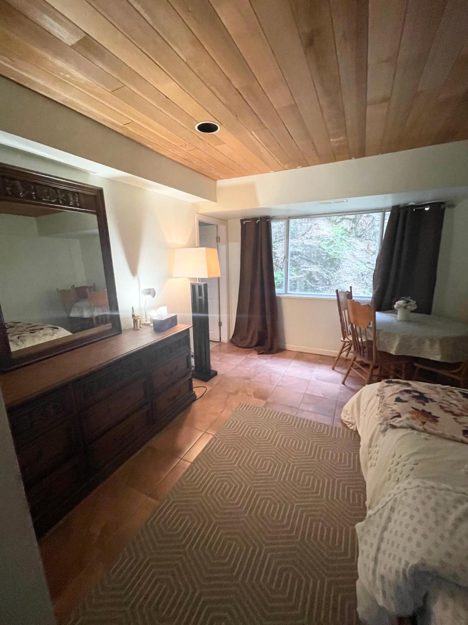 Guesthouse In West Vancouver Dış mekan fotoğraf